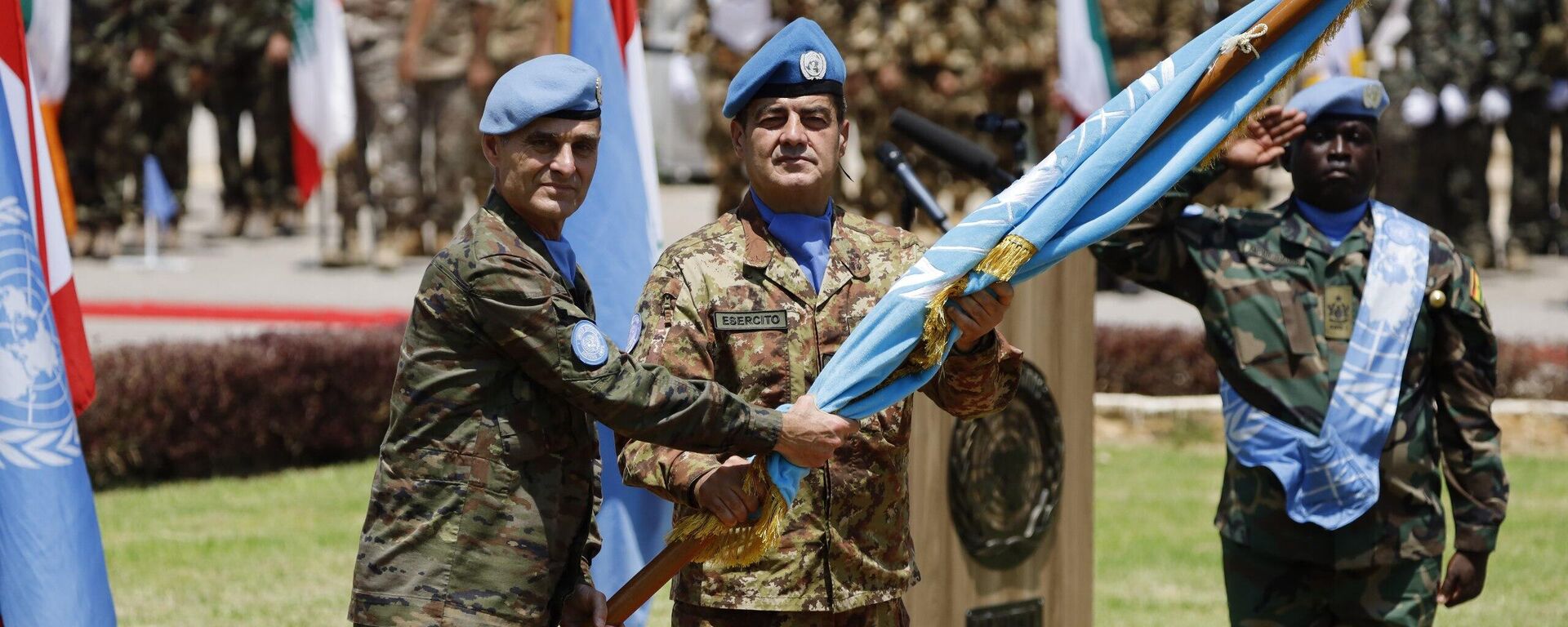 لبنان يشهد تسلم إيطاليا قيادة اليونفيل خلفا لإسبانيا - سبوتنيك عربي, 1920, 24.06.2025