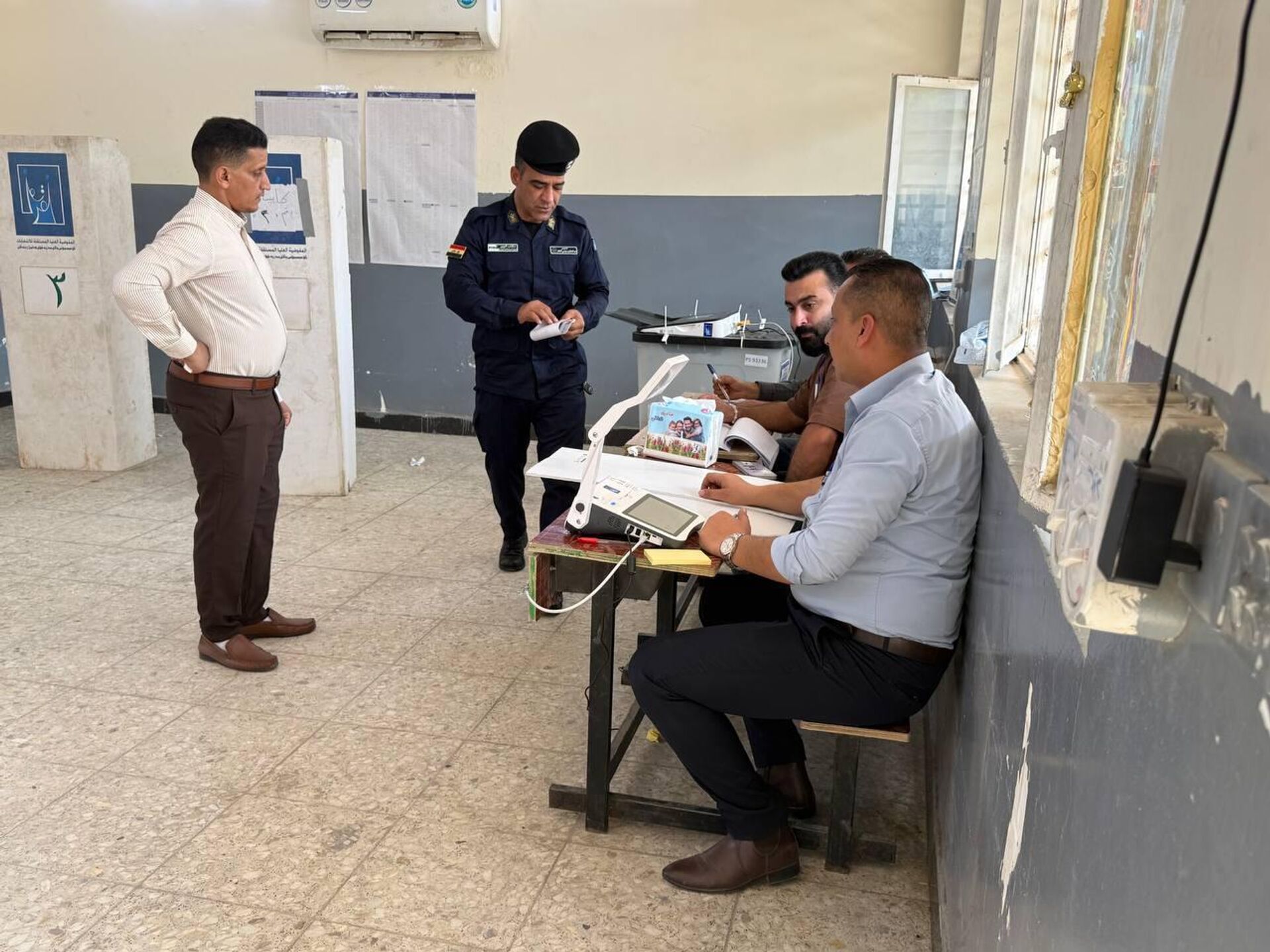 العراق يفتتح سباق انتخابات 2025 بعملية التصويت الخاص وسط إجراءات مشددة - سبوتنيك عربي, 1920, 09.11.2025