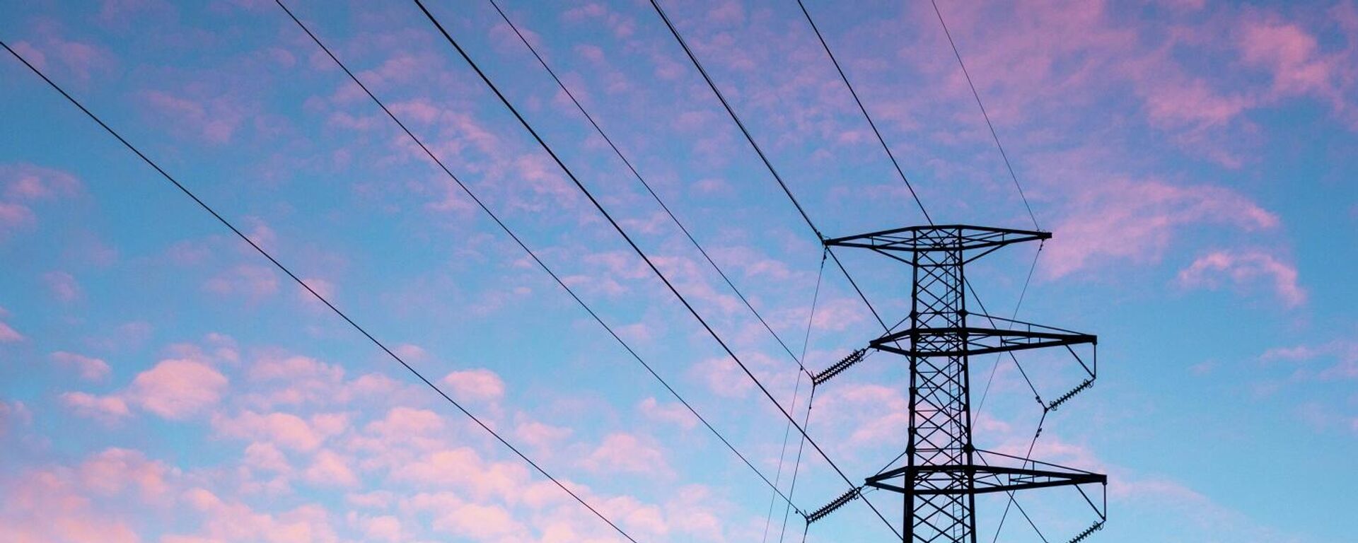 برج كهرباء - سبوتنيك عربي, 1920, 21.12.2025