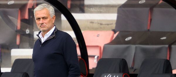 البرتغالي جوزيه مورينيو المدير الفني لفريق توتنهام الإنجليزي البرتغالي جوزيه مورينيو المدير الفني لفريق توتنهام الإنجليزي - سبوتنيك عربي