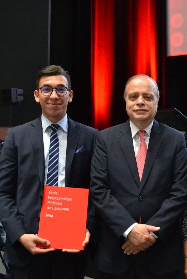 حل لغزا حير العلماء أكثر من 100عام... شاب تونسي ضمن الشبان العشرة الأكثر تميزا في العالم - سبوتنيك عربي