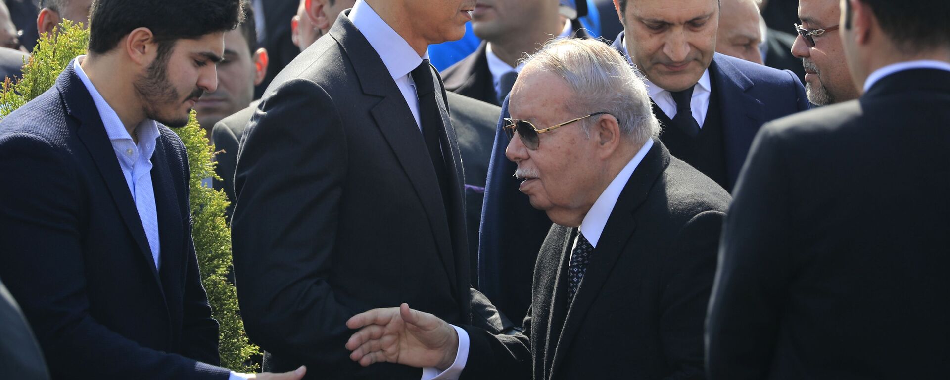 رئيس مجلس الشعب المصري الأسبق أحمد فتحي سرور في جنازة الرئيس المصري الأسبق محمد حسني مبارك رئيس مجلس الشعب المصري الأسبق أحمد فتحي سرور في جنازة الرئيس المصري الأسبق محمد حسني مبارك - سبوتنيك عربي, 1920, 26.10.2021