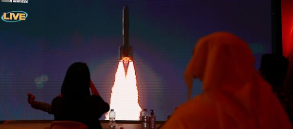 اللحظات الأولى لإطلاق مسبار الأمل الإماراتي نحو المريخ - سبوتنيك عربي