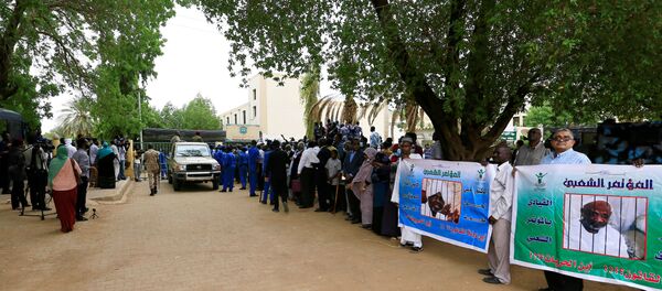 محاكمة الرئيس السوداني السابق، عمر البشير، الخرطوم، السودان 21 يوليو 2020 - سبوتنيك عربي