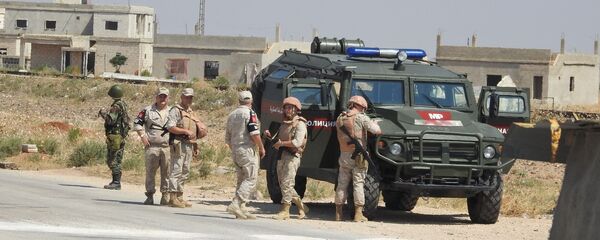 دورية روسية- تركية تقطع للمرة الأولى كامل أوتستراد حلب اللاذقية (M4) - سبوتنيك عربي