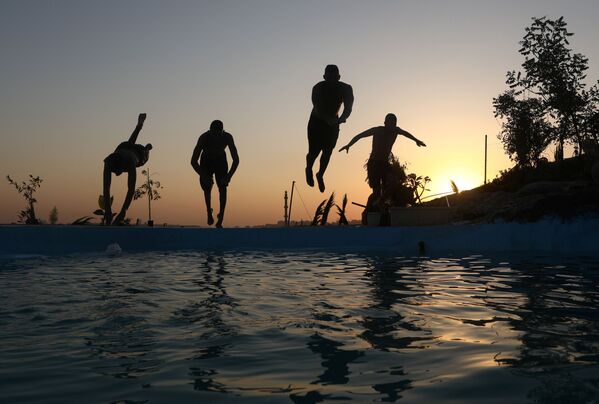 كهف بحيرة بلعين، بالقرب من رام الله، 22 يوليو 2020 - سبوتنيك عربي