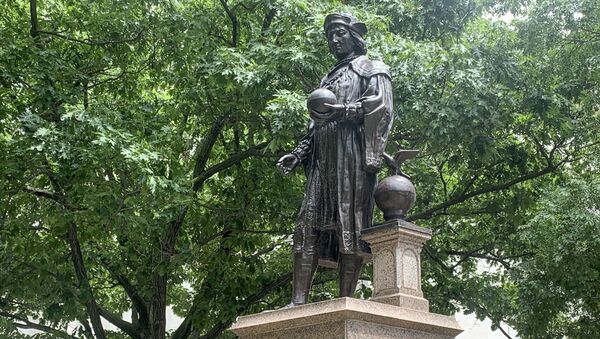 تمثال لكريستوفر كولومبوس تمثال لكريستوفر كولومبوس - سبوتنيك عربي