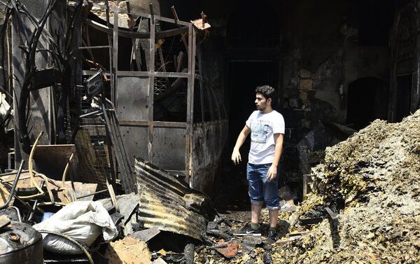 حريق سوق البزورية في العاصمة السورية دمشق  - سبوتنيك عربي