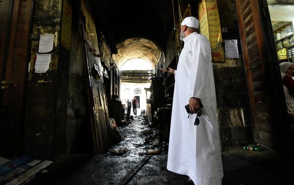 حريق سوق البزورية في العاصمة السورية دمشق  - سبوتنيك عربي