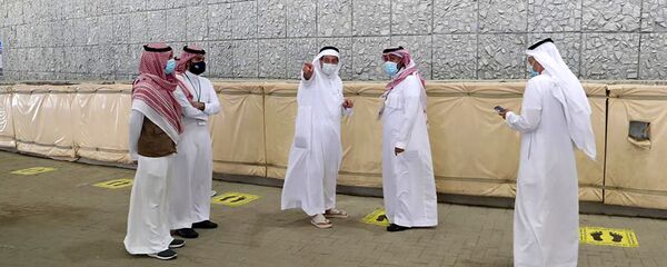 آخر التحضيرات قبل بدء مراسم الحج، الاجراءات الاحترازية التي فرضتها السلطات السعودية، وذلك لمنع تفشي فيروس كورونا، 28 يوليو 2020 - سبوتنيك عربي