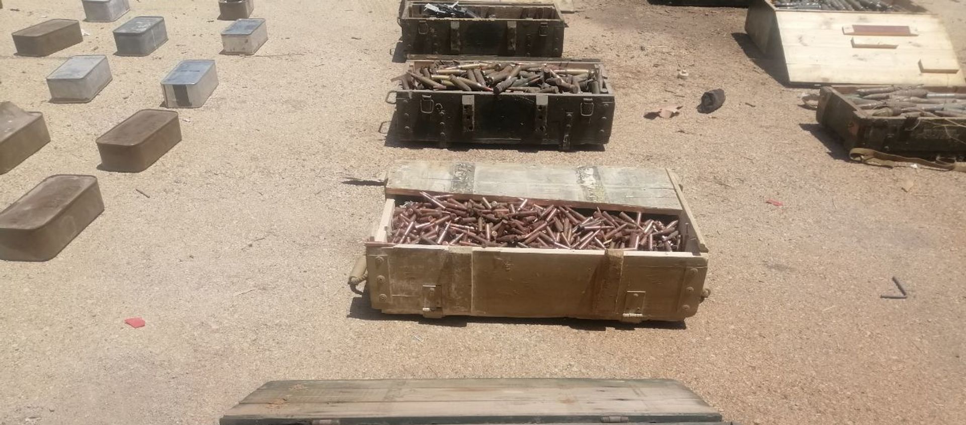 ضبط شحنة أسلحة متوجهة إلى النصرة بإدلب ضبط شحنة أسلحة متوجهة إلى النصرة بإدلب - سبوتنيك عربي, 1920, 17.02.2021