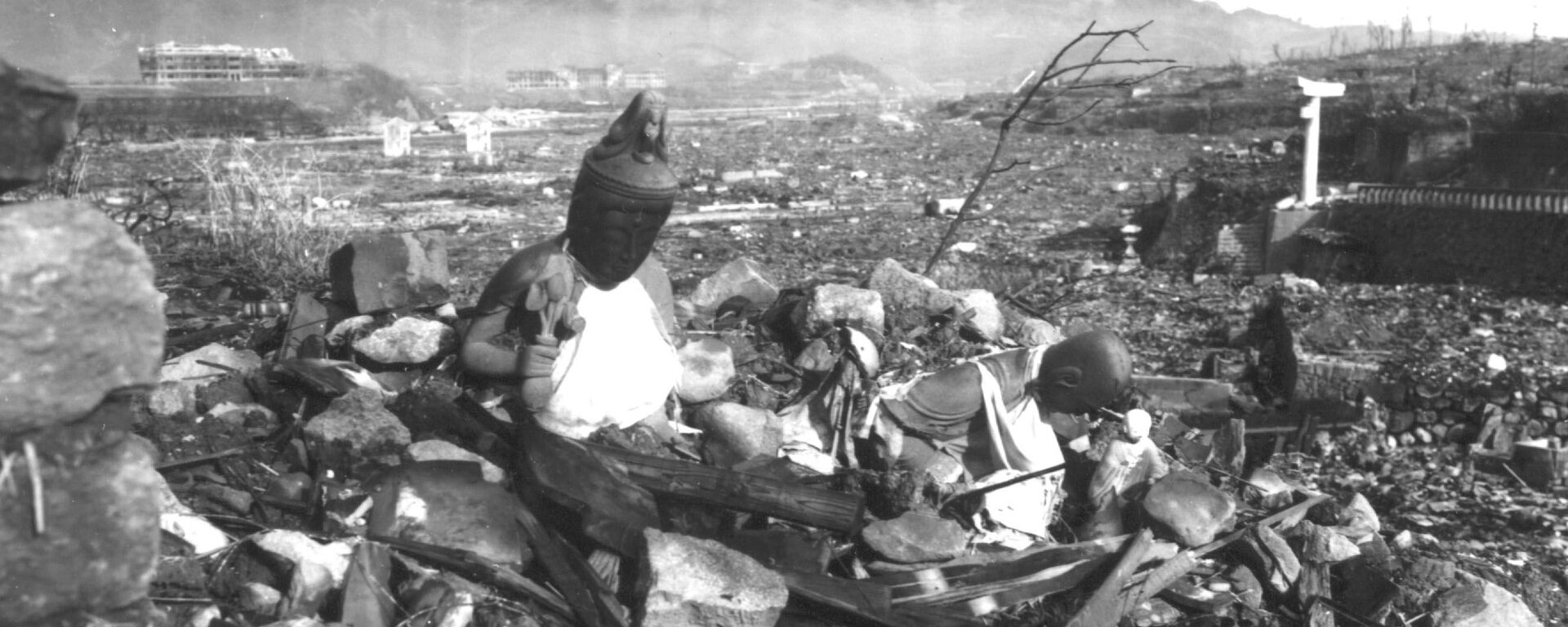 مشهد يطل على مدينة ناغازاكي المدمرة، 24 سبتمبر/ أيلول 1945 - سبوتنيك عربي, 1920, 07.08.2025