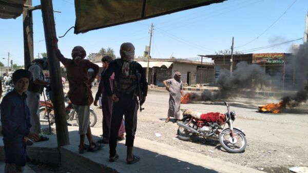 الجيش الأمريكي وحلفاؤه يحاصرون العكيدات... والبشير يطالب بحشد القبائل العربية لتحرير شرقي سوريا - سبوتنيك عربي