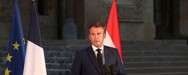 الرئيس الفرنسي إيمانويل ماكرون في بيروت، لبنان 6 أغسطس 2020 - سبوتنيك عربي
