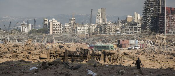 أفراد طاقم الإنقاذ التابع لوزارة الطوارئ الروسية في بيروت، لبنان 6 أغسطس/ آب 2020 - سبوتنيك عربي
