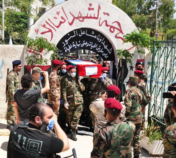 في موكب عسكري... دمشق تشيع قائد جيش التحرير الفلسطيني... صور  - سبوتنيك عربي