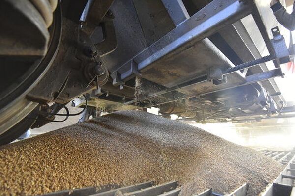 لأول مرة منذ 2011.. صافرات قطارات الشحن تدوي في دمشق مجددا.. صور وفيديو لأول مرة منذ 2011.. صافرات قطارات الشحن تدوي في دمشق مجددا.. صور وفيديو - سبوتنيك عربي