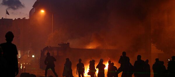 احتجاجات تعم شوارع بيروت والمتظاهرون يطالبون استقالة حكومة لبنان، 8 أغسطس/ آب 2020 احتجاجات تعم شوارع بيروت والمتظاهرون يطالبون استقالة حكومة لبنان، 8 أغسطس/ آب 2020 - سبوتنيك عربي