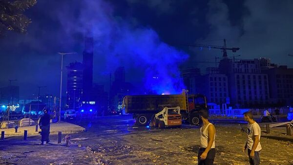 إستنفار عسكري كبير في وسط بيروت لإعادة الهدوء بعد المواجهات العنيفة - سبوتنيك عربي