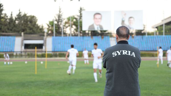 التونسي نبيل معلول مدرب المنتخب السوري لكرة القدم - سبوتنيك عربي
