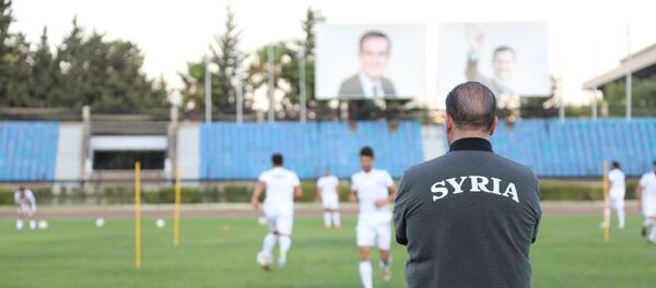 التونسي نبيل معلول مدرب المنتخب السوري لكرة القدم - سبوتنيك عربي