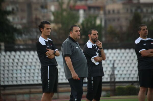 معلول لـسبوتنيك: كورونا ساعد المنتخب السوري... والتعالي أضاع أمم آسيا 2019 - سبوتنيك عربي