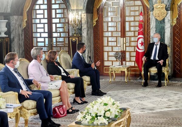 الرئيس التونسي يناقش ملف الهجرة مع وفد إيطالي - سبوتنيك عربي