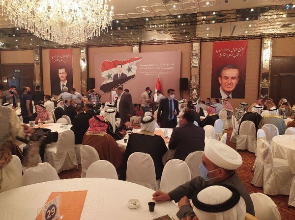 ملتقى موسع لشيوخ القبائل السورية دعما لانتفاضة دير الزور ضد الاحتلال الأمريكي - سبوتنيك عربي
