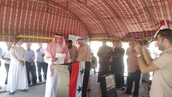 عشائر الرقة: توحيد القبائل العربية شرق الفرات سيسمح بطرد الغزاة الأجانب من سوريا عشائر الرقة: توحيد القبائل العربية شرق الفرات سيسمح بطرد الغزاة الأجانب من سوريا - سبوتنيك عربي