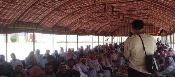 عشائر الرقة: توحيد القبائل العربية شرق الفرات سيسمح بطرد الغزاة الأجانب من سوريا - سبوتنيك عربي