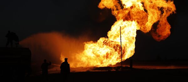 تفجير إرهابي يستهدف خط الغاز العربي بين منطقتي الضمير وعدرا شمال شرق دمشق، سوريا 24 أغسطس 2020 - سبوتنيك عربي