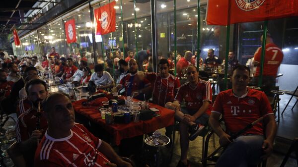 احتفالات مشجعي بايرن ميونخ في سوريا - سبوتنيك عربي