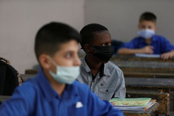 تلاميذ أردنيون في اليوم الأول من الفصل الدراسي في مدينة عمّان، الأردن 1 سبتمبر 2020 - سبوتنيك عربي