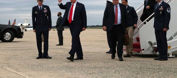 الرئيس الأمريكي دونالد ترامب يزور مقاطعة كينوشا، ولاية ويسكونسن، الولايات المتحدة، 1 سبتمبر 2020 - سبوتنيك عربي