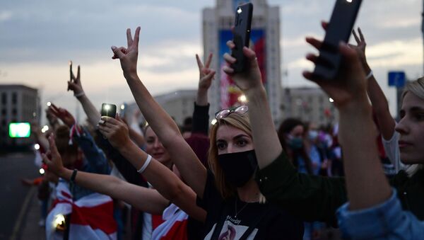 استمرار الاحتجاجات في ميدان الاستقلال في مدينة مينسك، بيلاروسيا 2 سبتمبر 2020 استمرار الاحتجاجات في ميدان الاستقلال في مدينة مينسك، بيلاروسيا 2 سبتمبر 2020 - سبوتنيك عربي