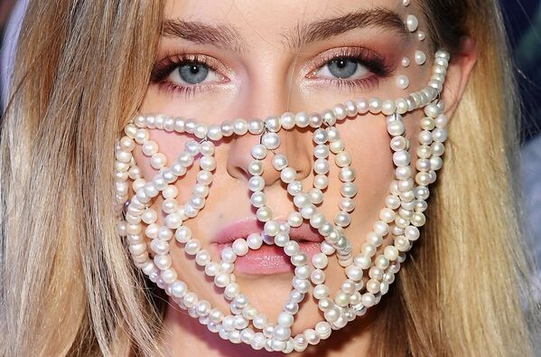 بلوغر الروسية إيرا بلان خلال حفل توزيع جوائز غلامور إنفلوينسرز 2020 في موسكو، روسيا 2 سبتمبر 2020 - سبوتنيك عربي