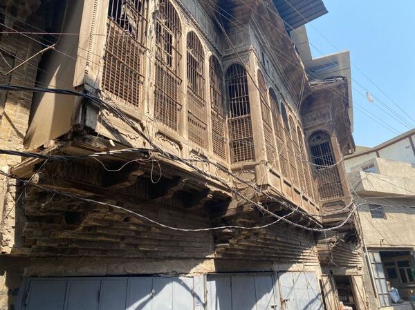 حمل رسالة إلى رئيس الحكومة... أول عراقي يهودي يعود إلى بغداد...صور - سبوتنيك عربي