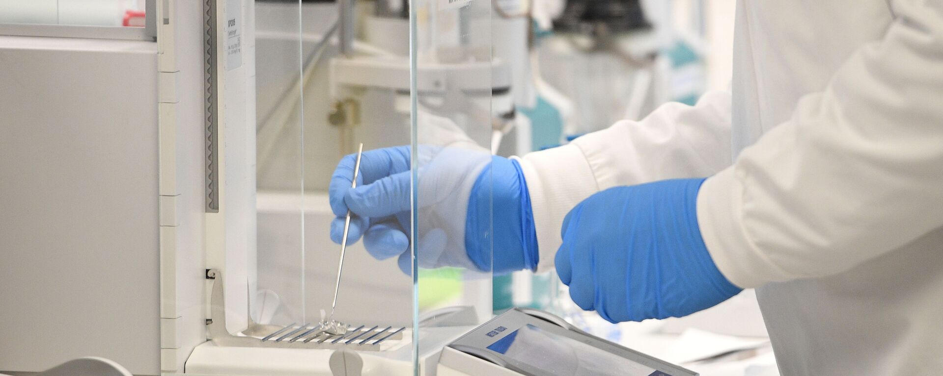 العمل على لقاح AstraZeneca البريطاني العمل على لقاح AstraZeneca البريطاني - سبوتنيك عربي, 1920, 11.10.2020