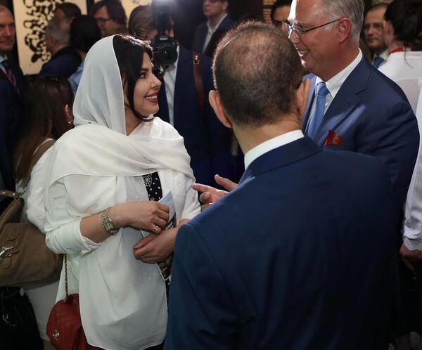 فنانة تشكيلية سعودية تتحدث عن واقع الفن التشكيلي في المملكة… صور - سبوتنيك عربي