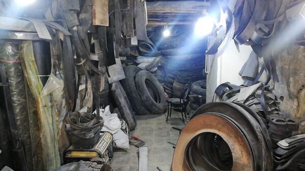 صانع الزمبيل... لا شيء تستحقه القمامة - سبوتنيك عربي