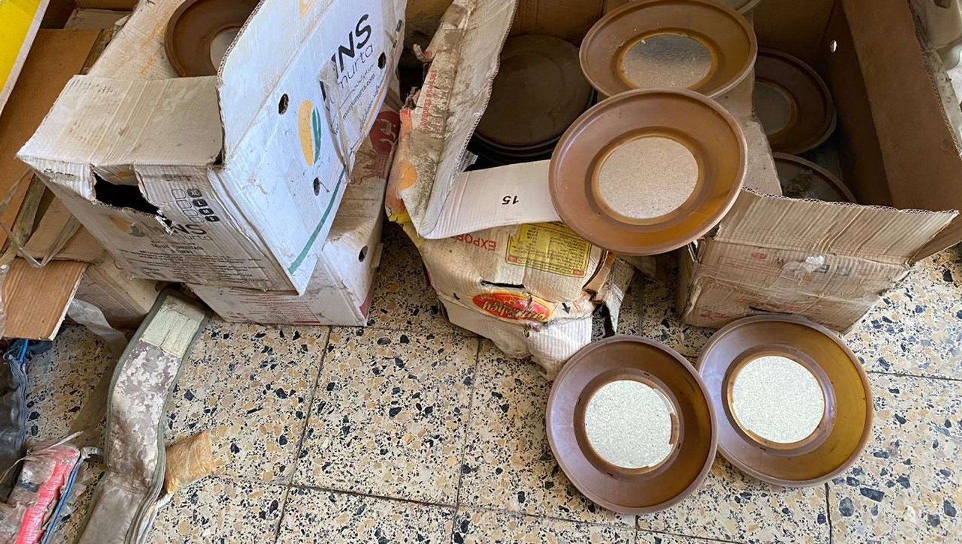 الأجهزة الأمنية العراقية تضبط أحزمة ناسفة وعتاد في أحد مخازن تنظيم داعش الإرهابي بمركز محافظة نينوى، شمالي العراق 15 سبتمبر 2020 الأجهزة الأمنية العراقية تضبط أحزمة ناسفة وعتاد في أحد مخازن تنظيم داعش الإرهابي بمركز محافظة نينوى، شمالي العراق 15 سبتمبر 2020 - سبوتنيك عربي, 1920, 12.07.2021