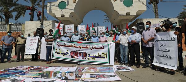 لأخبار التطبيع - احتجاجات على تطبيع العلاقات بين إسرائيل و الولايات المتحدة و البحرين و الإمارات، غزة 15 سبتمبر 2020 لأخبار التطبيع - احتجاجات على تطبيع العلاقات بين إسرائيل و الولايات المتحدة و البحرين و الإمارات، غزة 15 سبتمبر 2020 - سبوتنيك عربي