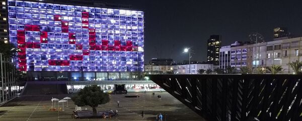 إضاءة أعلام كلمة السلام عقب توقيع اتفاق السلام بين إسرائيل والإمارات والبحرين في تل أبيب، 15 سبتمبر 2020 إضاءة أعلام كلمة السلام عقب توقيع اتفاق السلام بين إسرائيل والإمارات والبحرين في تل أبيب، 15 سبتمبر 2020 - سبوتنيك عربي