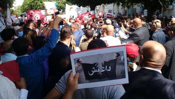 مسيرة مناهضة للإرهاب في تونس مسيرة مناهضة للإرهاب في تونس - سبوتنيك عربي