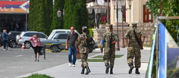 التصعيد العسكري بين أرمينيا وأذربيجان في منطقة ناغورني قره باغ، ستيباناكيرت 29 سبتمبر 2020 التصعيد العسكري بين أرمينيا وأذربيجان في منطقة ناغورني قره باغ، ستيباناكيرت 29 سبتمبر 2020 - سبوتنيك عربي