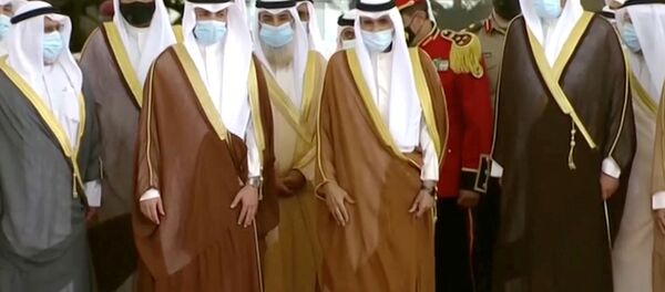 الشيخ نواف الأحمد أمام مجلس الأمة الكويتي، الكويت  30 سبتمبر 2020 - سبوتنيك عربي