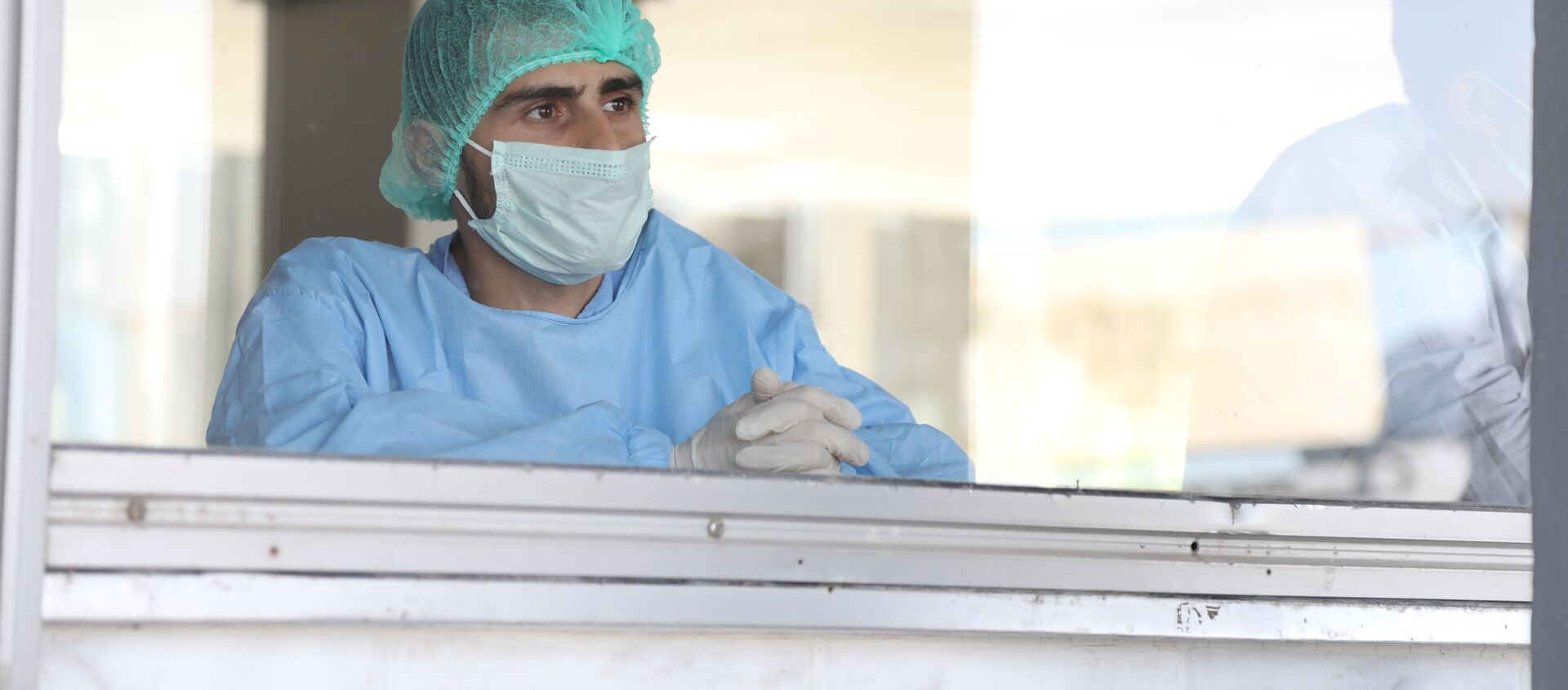 مطار دمشق الدولي يعود للعمل بعد نحو غياب سبعة أشهر بسب اجراءات كورونا الوقائية، سوريا 1 أكتوبر 2020 مطار دمشق الدولي يعود للعمل بعد نحو غياب سبعة أشهر بسب اجراءات كورونا الوقائية، سوريا 1 أكتوبر 2020 - سبوتنيك عربي, 1920, 15.12.2020