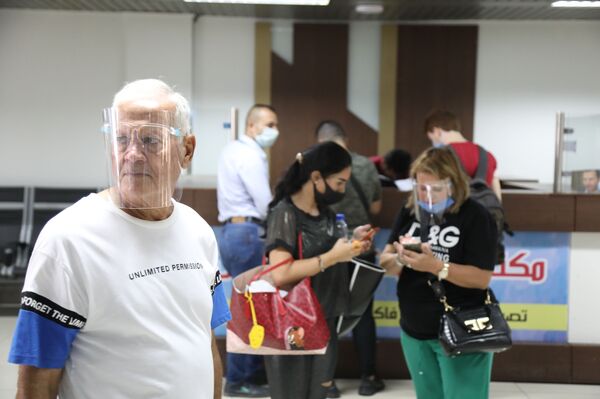 الحقائب تعود إلى سيور مطار دمشق الدولي.. فيديو الحقائب تعود إلى سيور مطار دمشق الدولي.. فيديو - سبوتنيك عربي