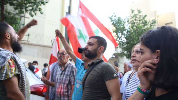 تظاهرة في بيروت رفضا لرفع الدعم: سنذهب للاشتباك المباشر مع السلطة  - سبوتنيك عربي