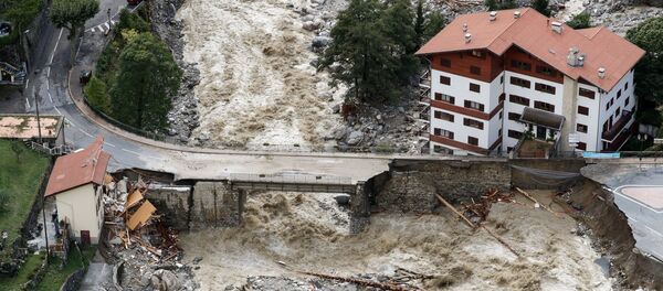 فيضانات في سان مارتن فيسوبي  في إقليم الألب البحرية من منطقة بروفنس ألب كوت دازور في جنوب شرق فرنسا، 3 أكتوبر 2020 - سبوتنيك عربي